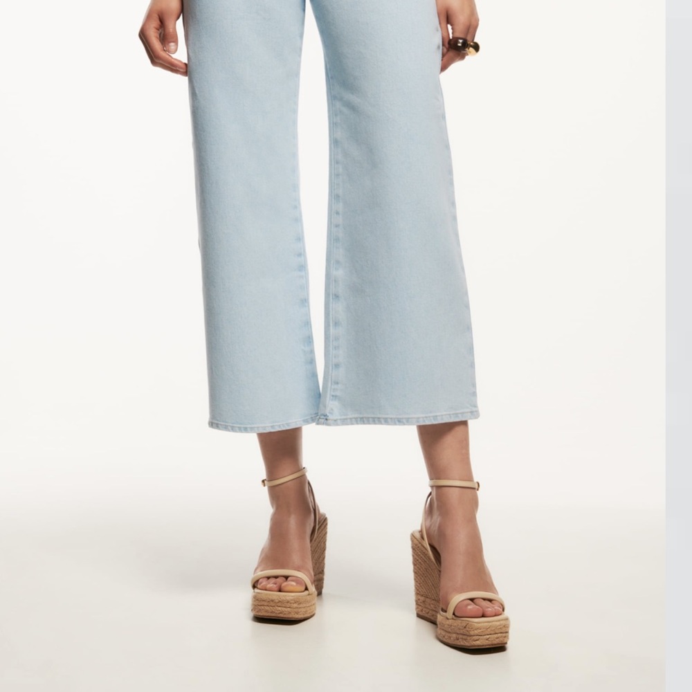 Zara BLUE denim Wide Leg Cropped High Rise kick length size 10
